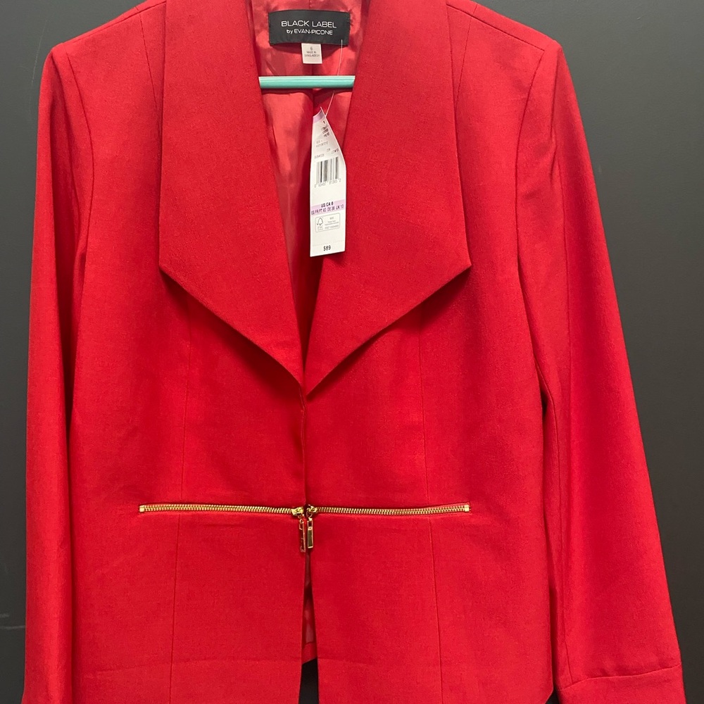 NWT Black label 2 piece women’s suit